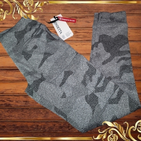 Mondetta Performance + Luxury Light Gray Camo Leggings Size XS With Pockets NWT - Picture 3 of 10